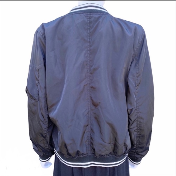 Jacket - Picture 4 of 12